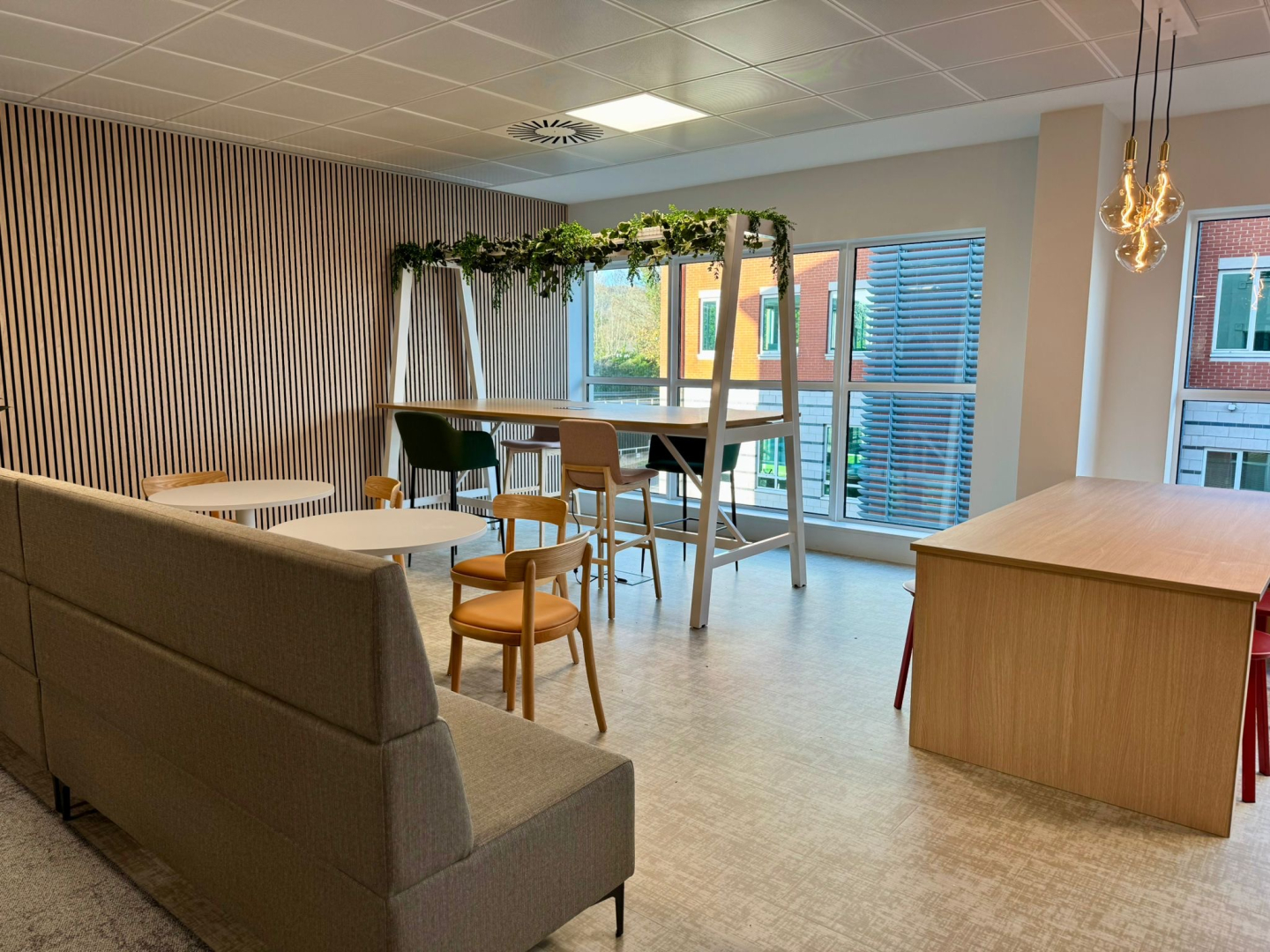 a3a910c0 e246 4d36 9b9c e497f007565b